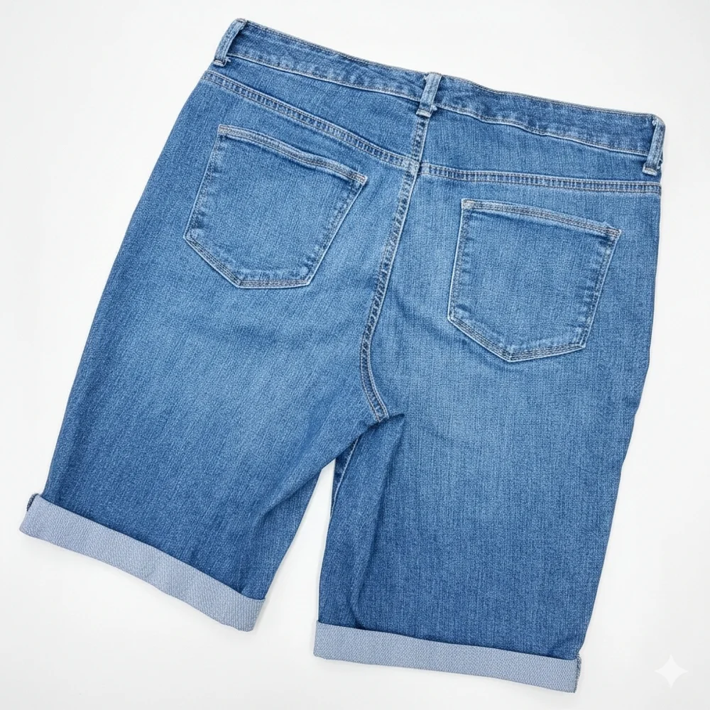 Style & Co. Size 10 Shorts Bermuda Long Blue Cotton Denim Stretch Cuff 5 Pocket